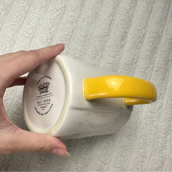 NEW - Rae Dunn Looney Tunes Mug - Picture 6 of 9